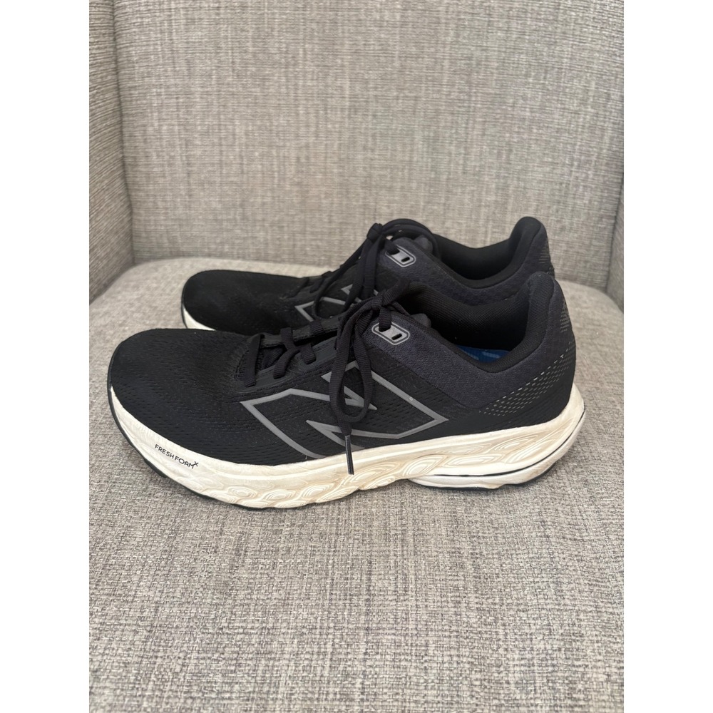 New Balance Fresh Foam X 860v13 Black White Running Shoes Women 9.5/Men 8